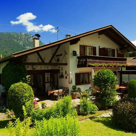 Gaestehaus Kerschbaum Grainau Exterior foto