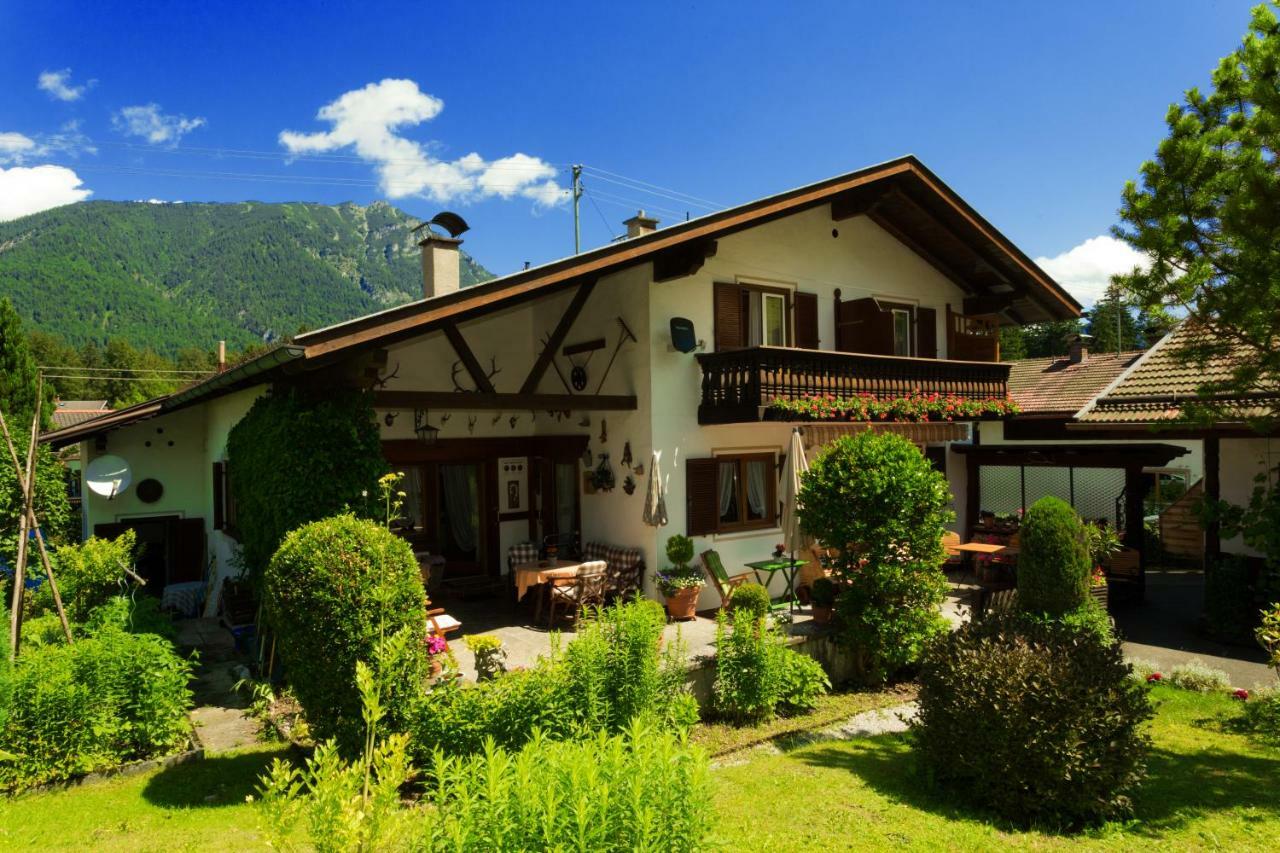 Gaestehaus Kerschbaum Grainau Exterior foto