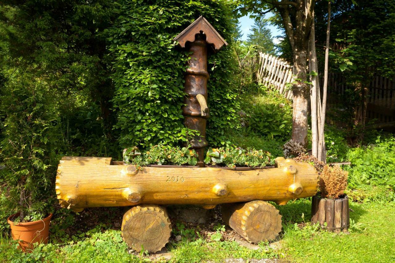 Gastehaus Kerschbaum Acomodação com café da manhã Grainau Exterior foto