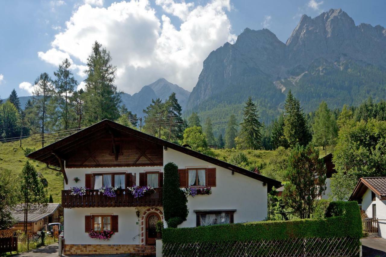 Gaestehaus Kerschbaum Grainau Exterior foto